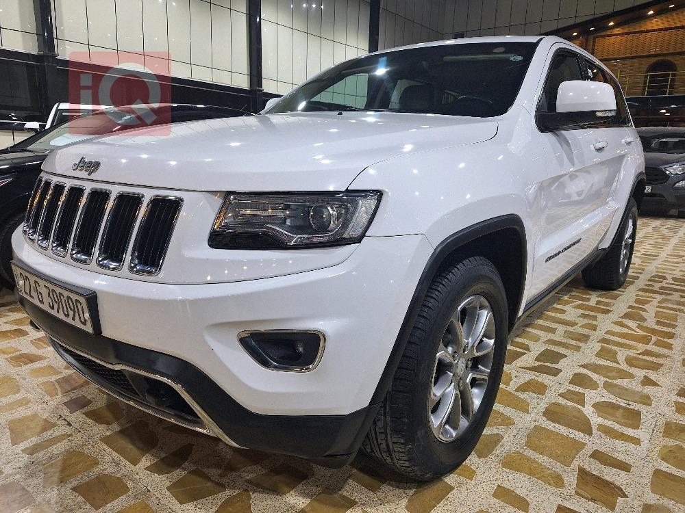 جیپ گراند شیرۆکی